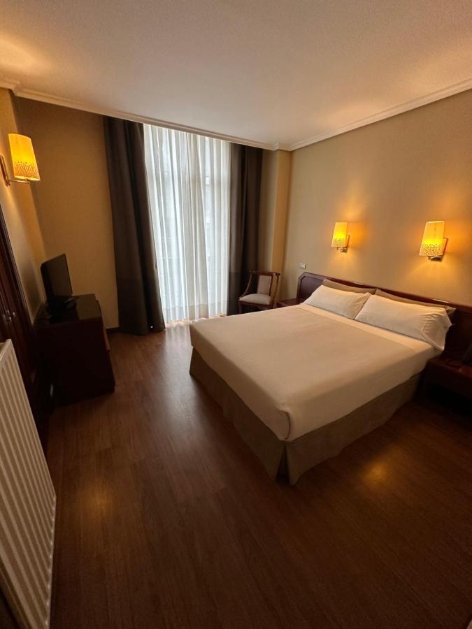Hotel Compostela Comarca de Vigo Buitenkant foto