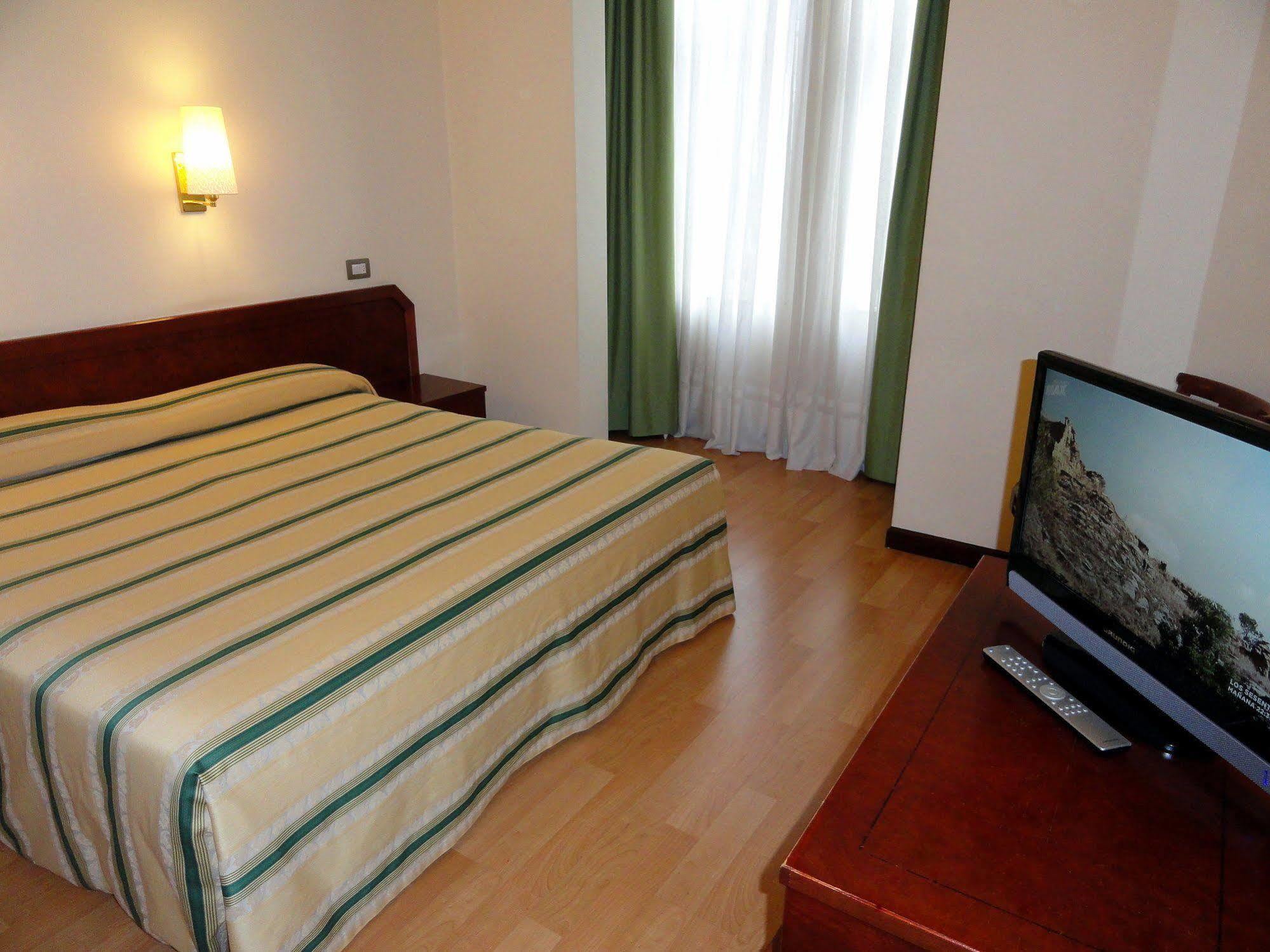 Hotel Compostela Comarca de Vigo Buitenkant foto